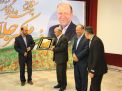 گزارش تصویری از اهداء جوایز  در همایش تجلیل از پرفسور علی اکبر جلالی چهره ماندگار شهرستان شاهرود 